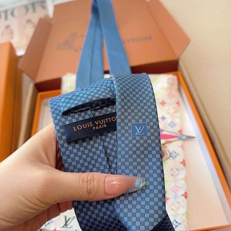 LV Tie hm (272)