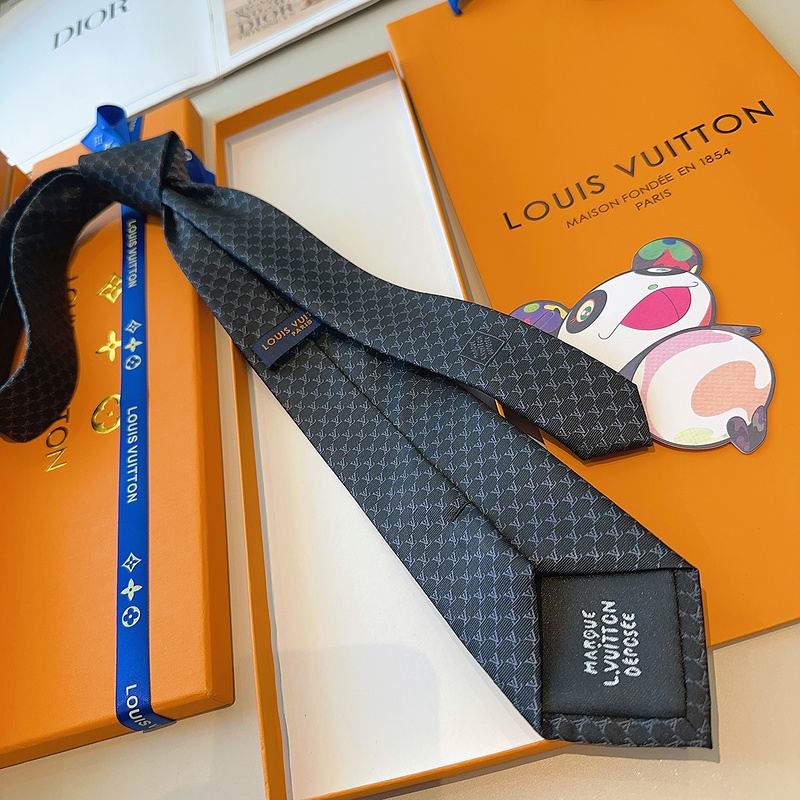 LV Tie hm (70)