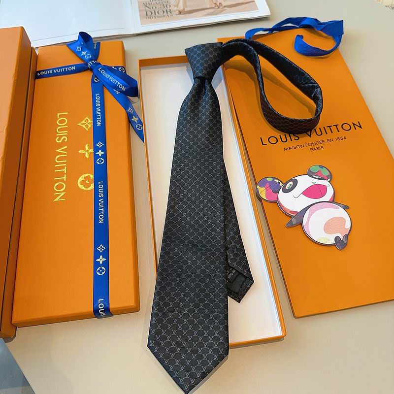 LV Tie hm (71)