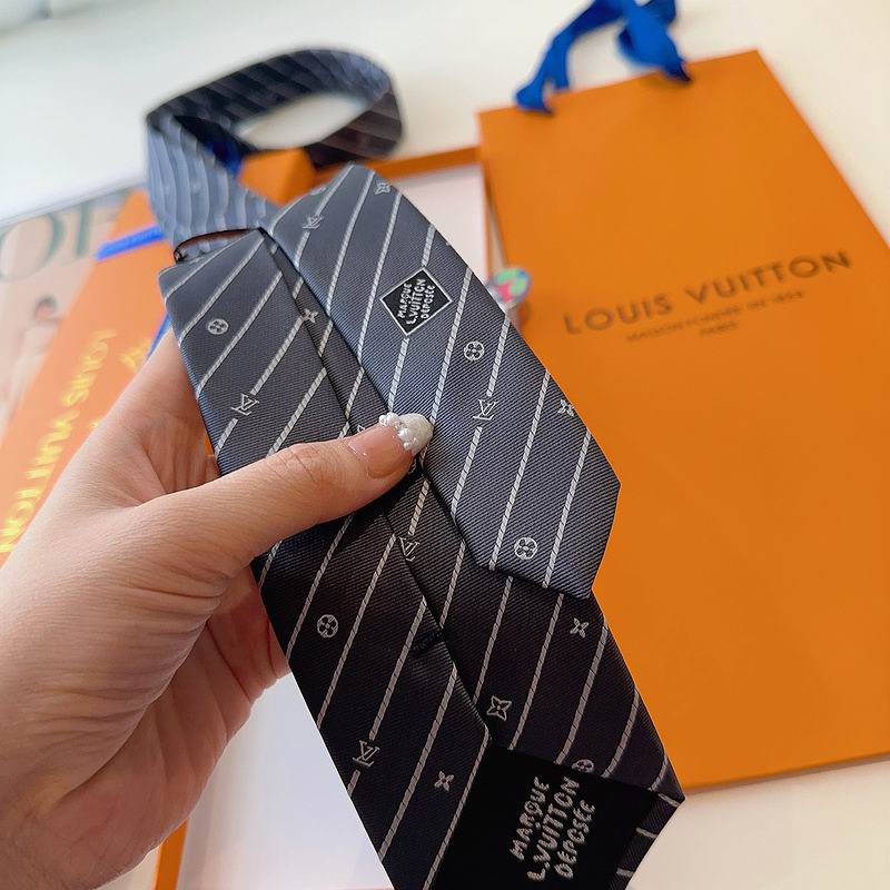 LV Tie hm (9)