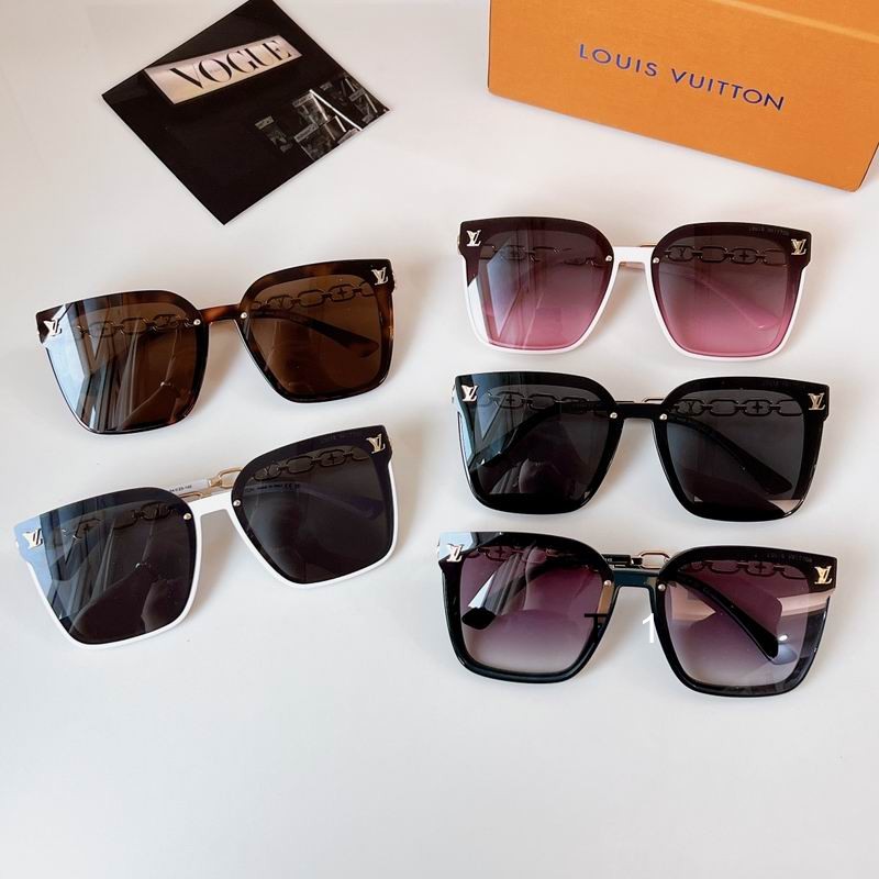 LV Z1853U 53 22-145 a09