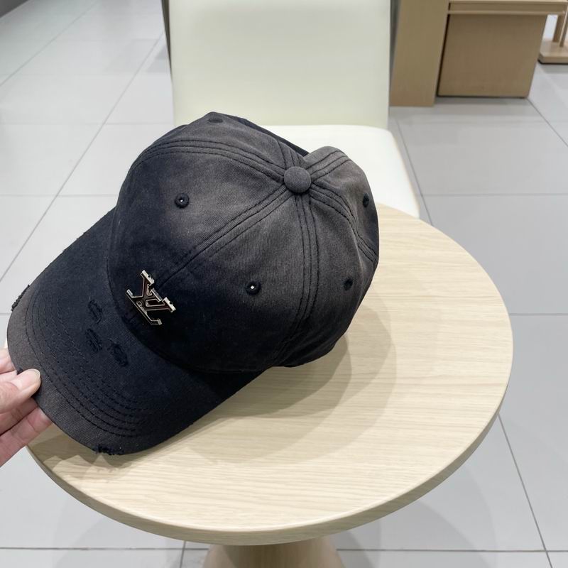 LV cap (114)