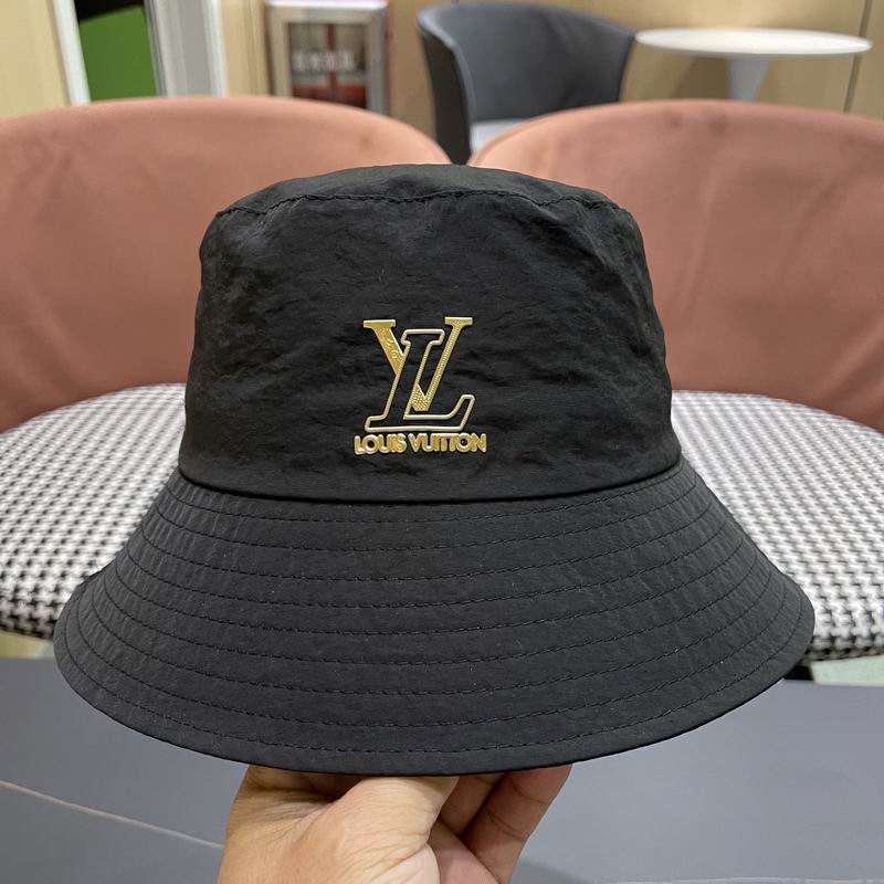 LV hat (25)