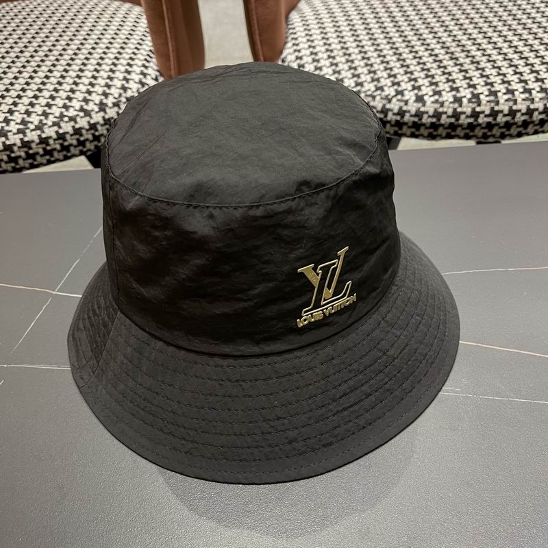 LV hat (30)