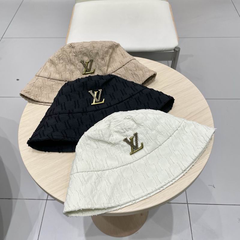 LV hat (48)