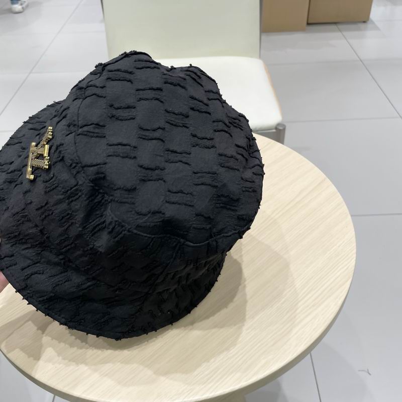 LV hat (67)
