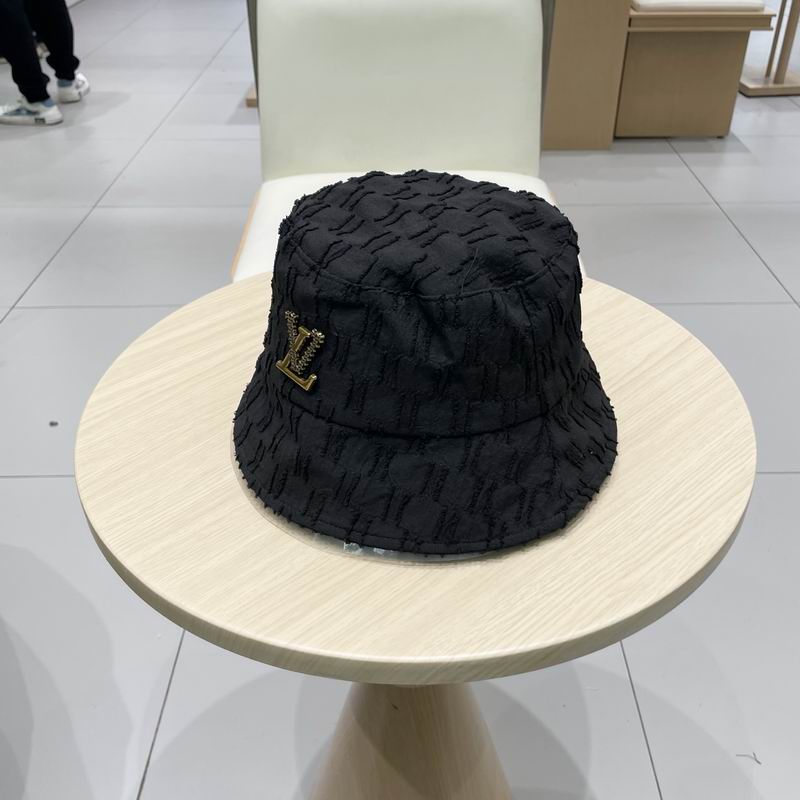 LV hat (68)