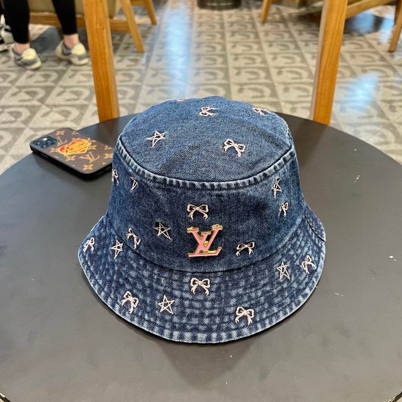 LV hat (79)