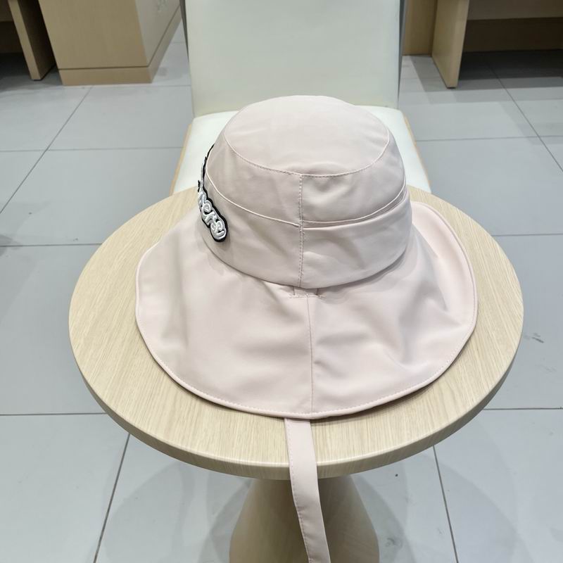 LV hat (8)