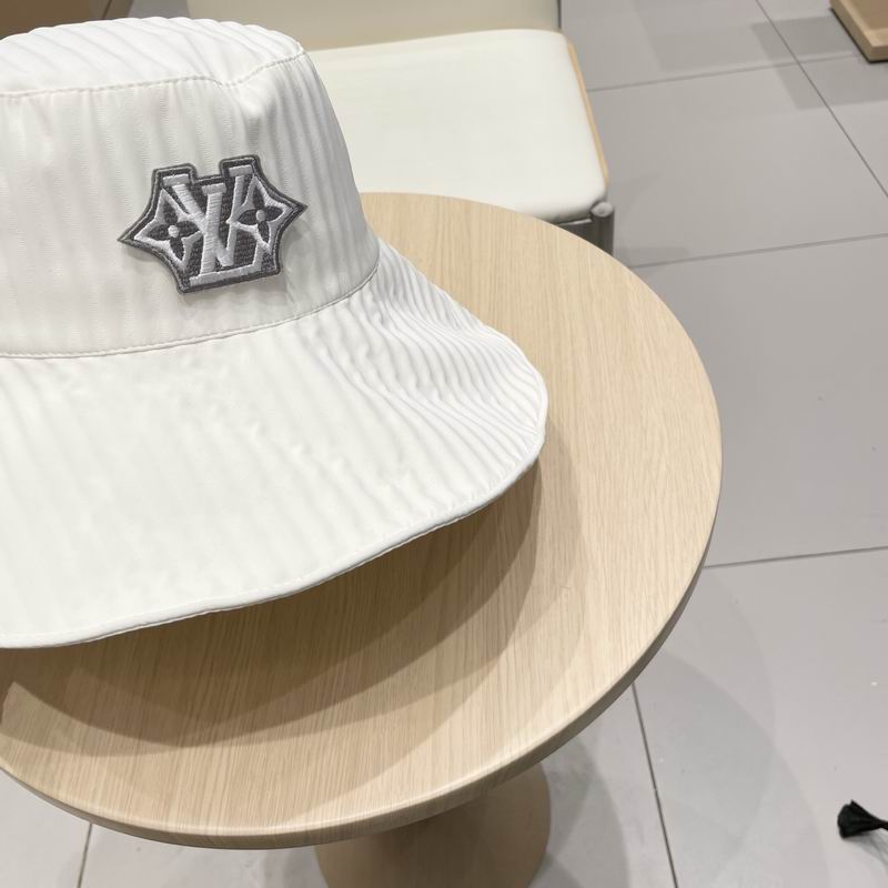 LV hat (92)