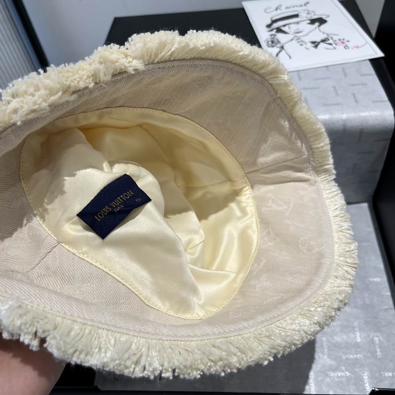 LV hat dx (12)