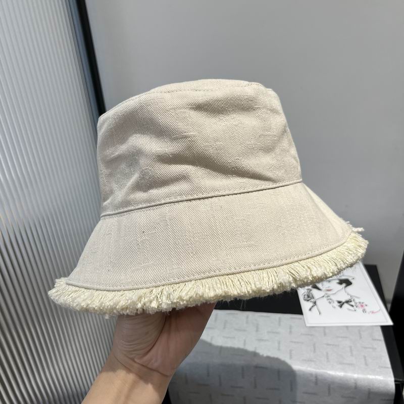 LV hat dx (16)
