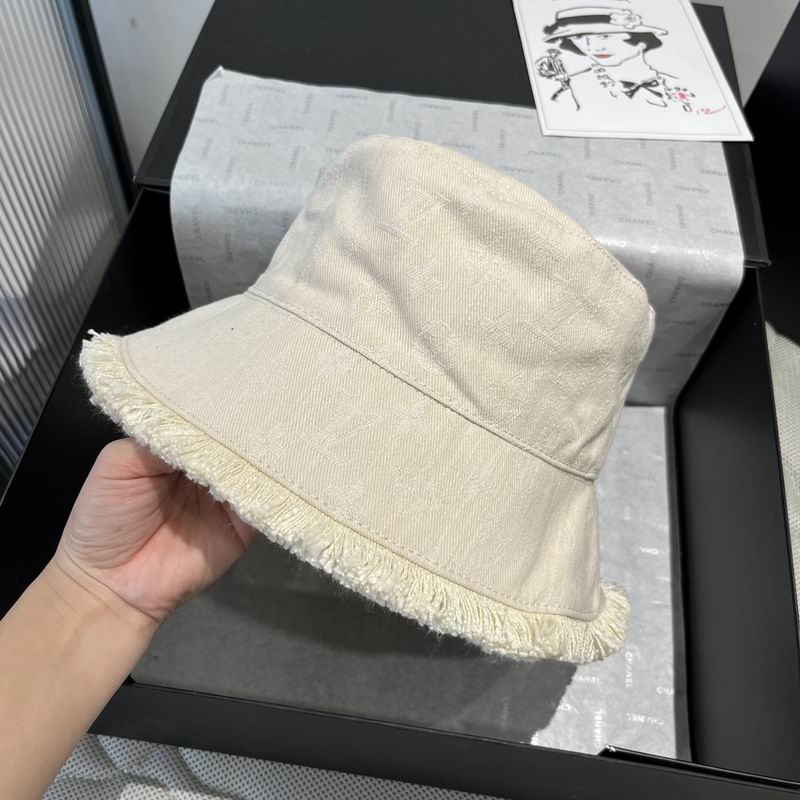 LV hat dx (17)