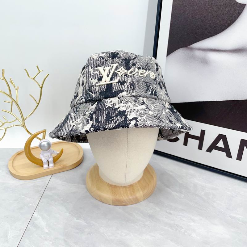 LV hat dx (35)