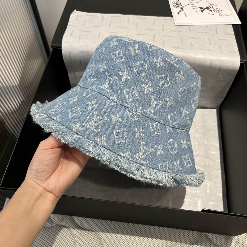 LV hat dx (6)