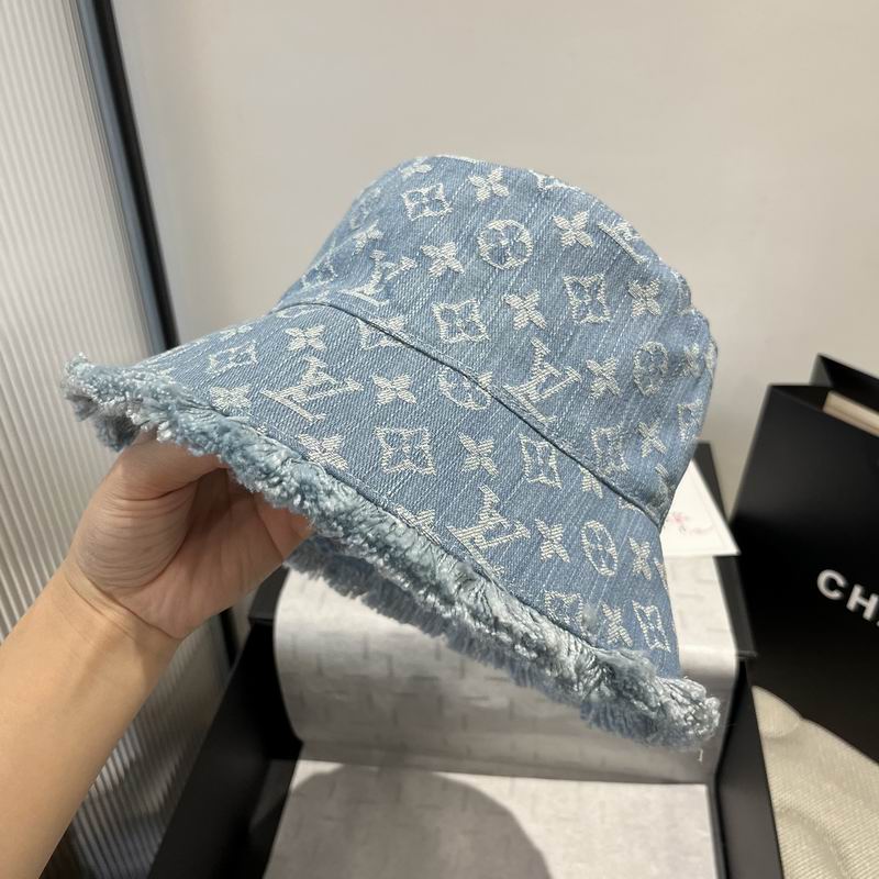 LV hat dx (7)