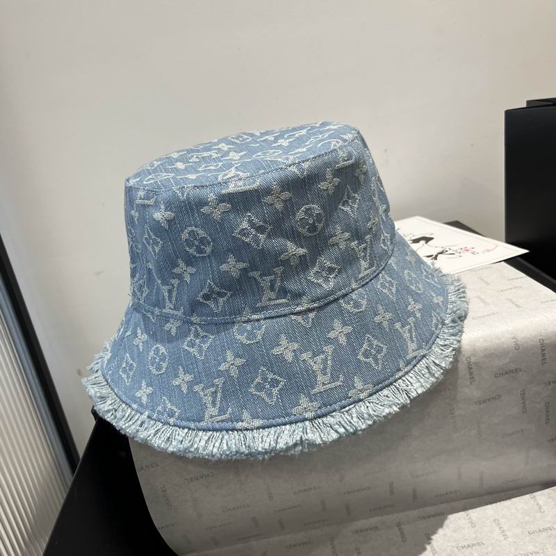 LV hat dx (8)