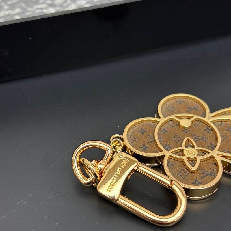 LV keyring (15)