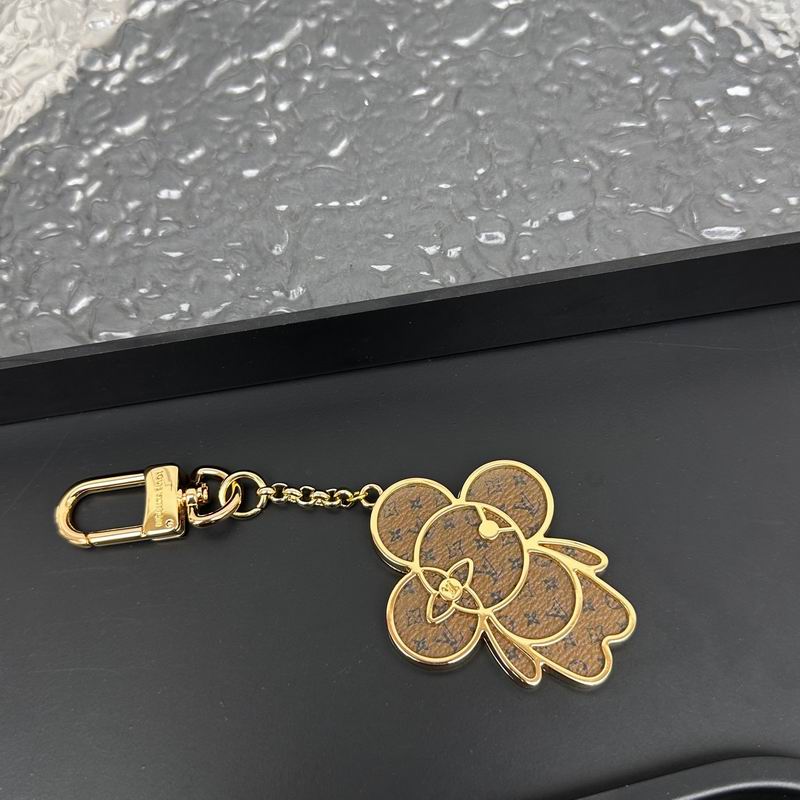 LV keyring (17)