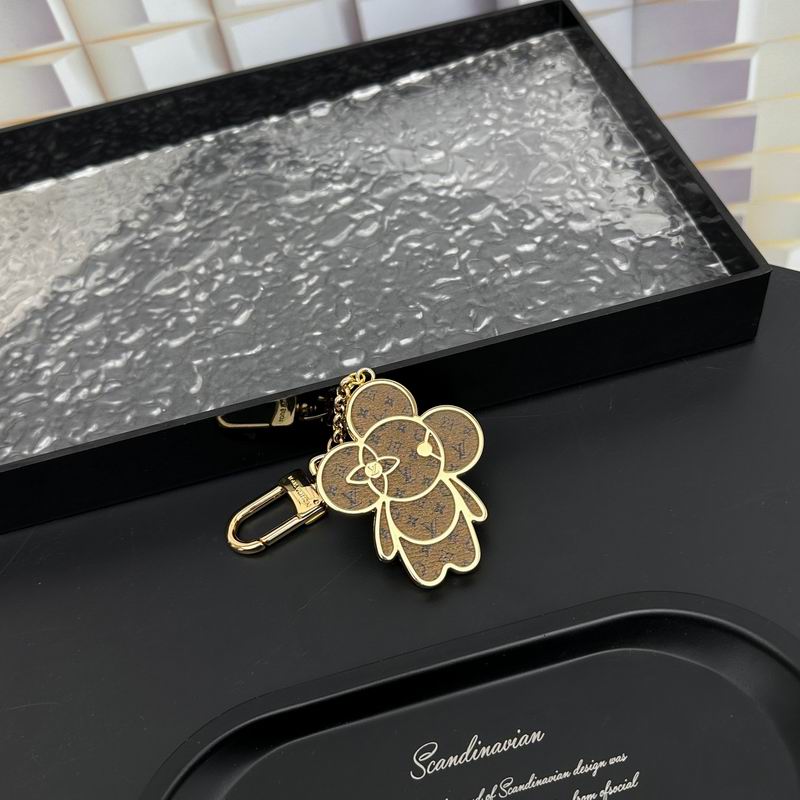 LV keyring (19)