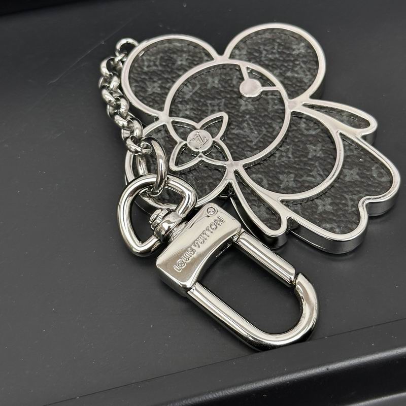 LV keyring (21)