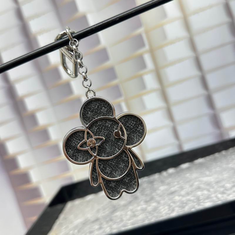 LV keyring (27)