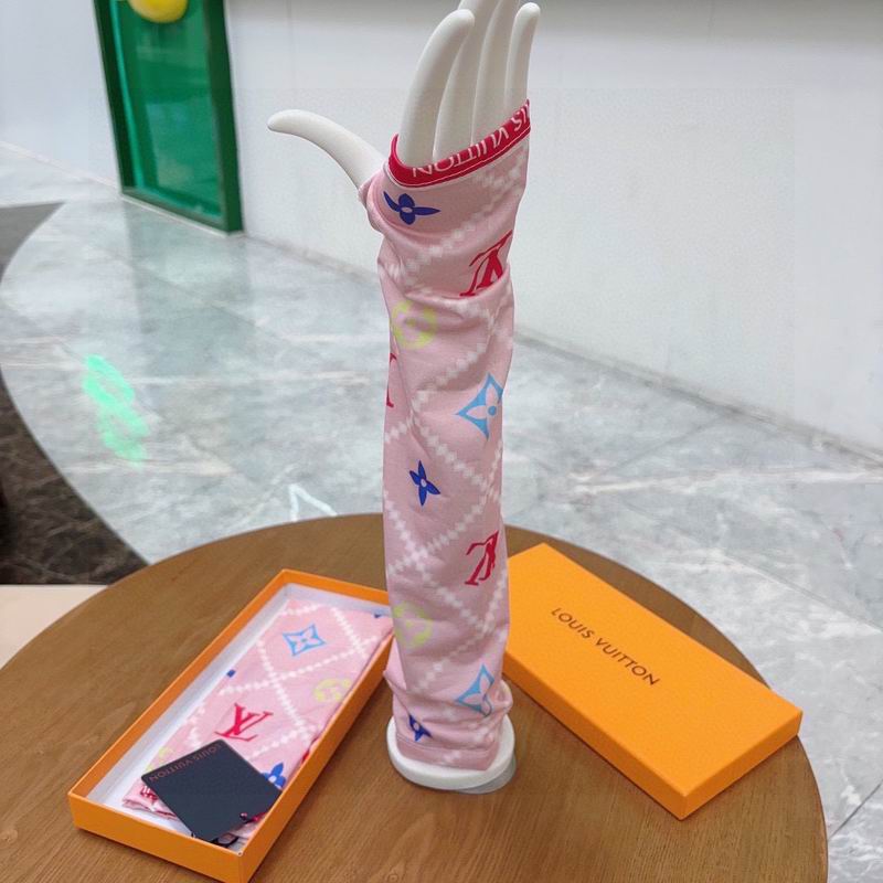 LV oversleeve hh (82)