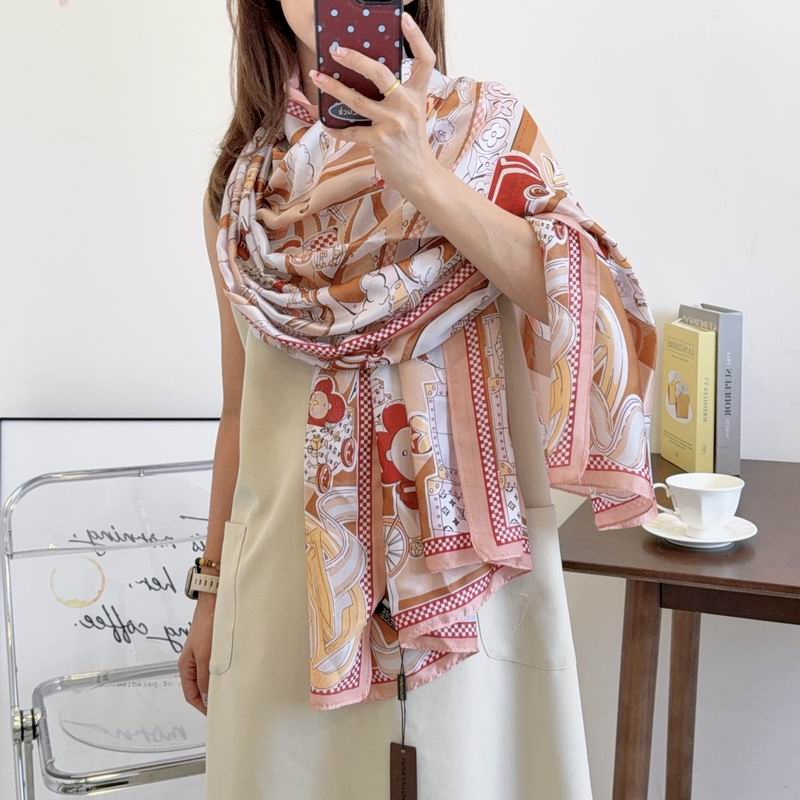 LV silk Scarf 90-180cm E03 (14)