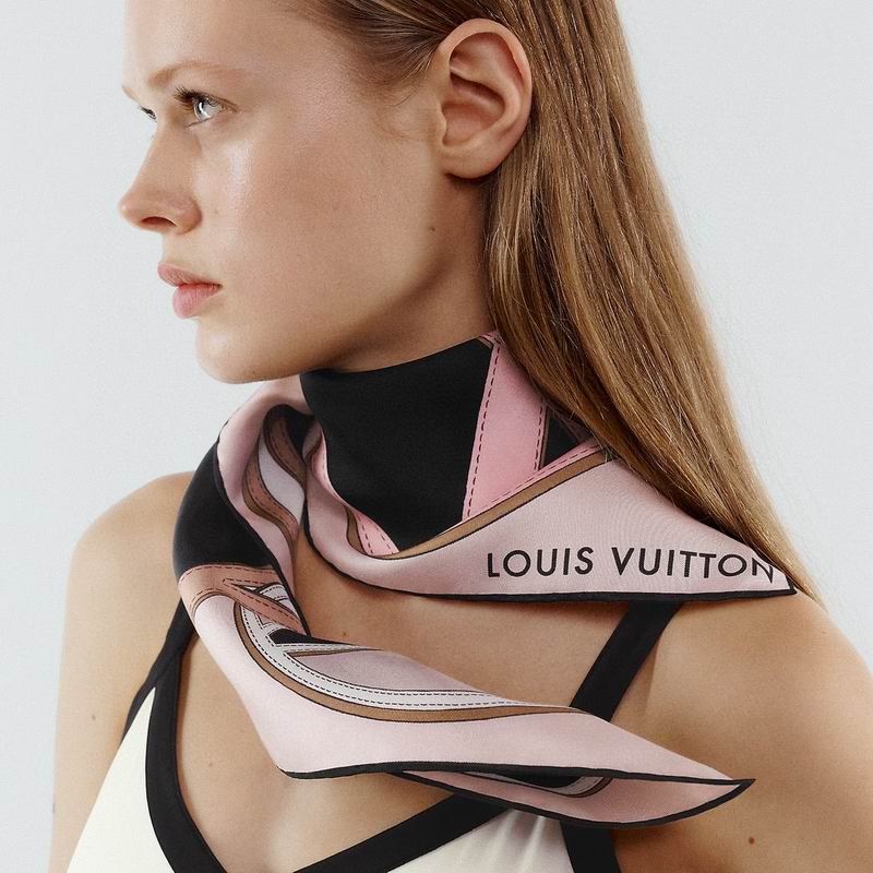 LV silk Scarf 90X90cm E01 (2)
