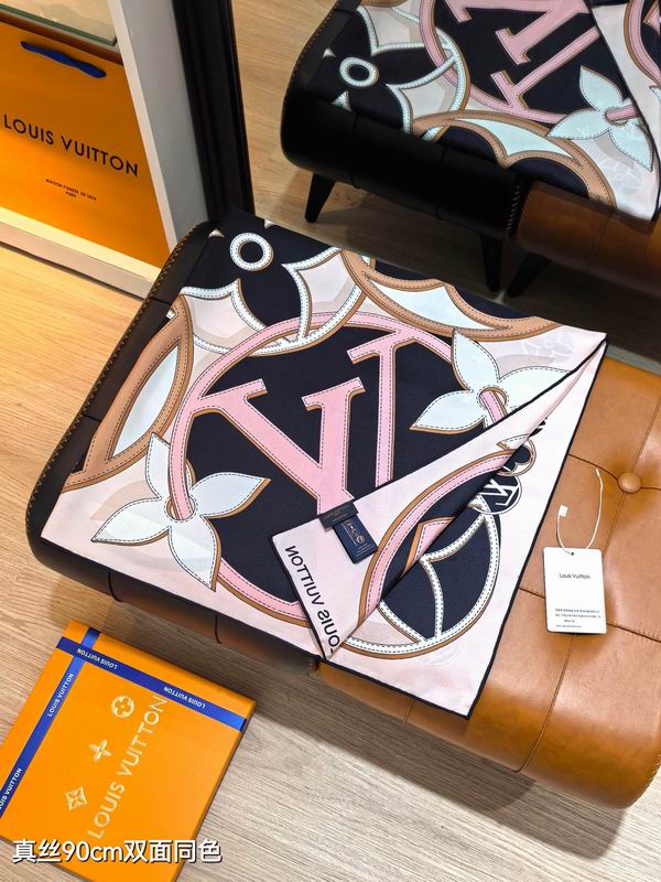 LV silk Scarf 90X90cm E01 (4)