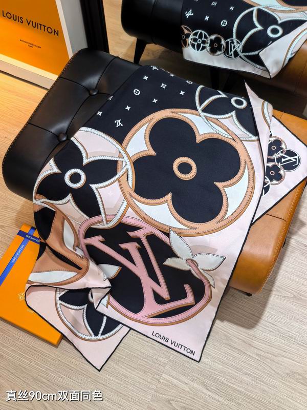 LV silk Scarf 90X90cm E01 (5)