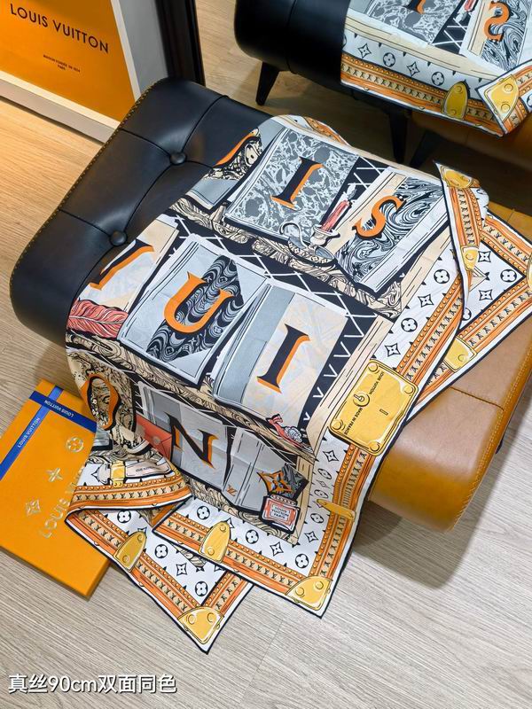 LV silk Scarf 90X90cm E03 (6)