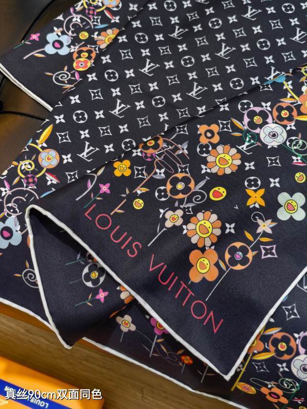 LV silk Scarf 90X90cm E032923 (5)