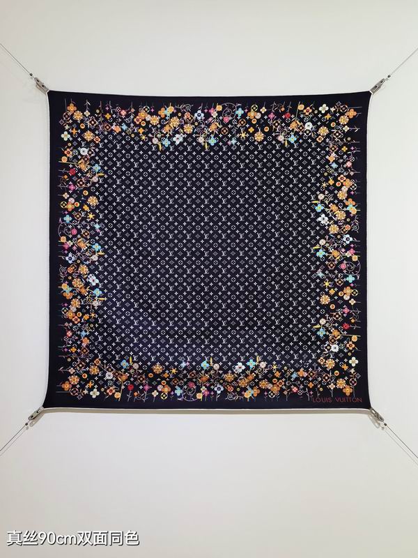 LV silk Scarf 90X90cm E032923 (8)