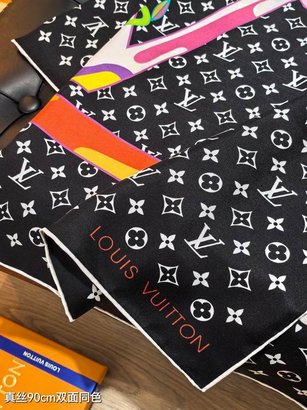 LV silk Scarf 90X90cm E04 (6)