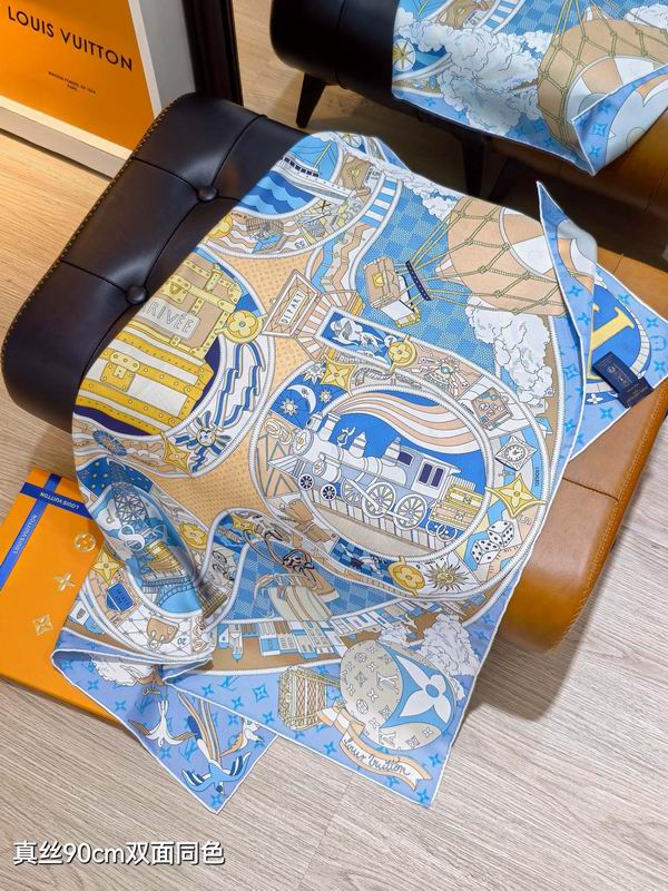 LV silk Scarf 90X90cm E15 (16)