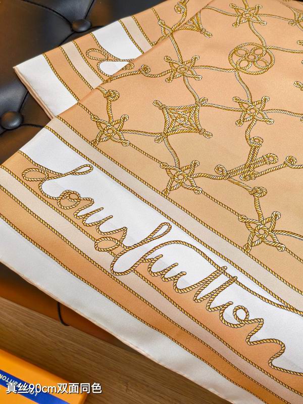 LV silk Scarf 90X90cm E25 (6)