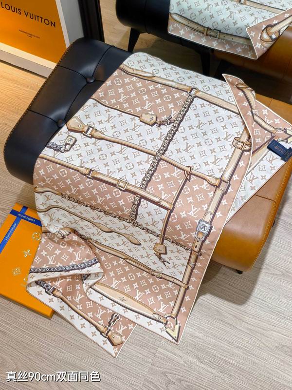 LV silk Scarf 90X90cm E29 (25)