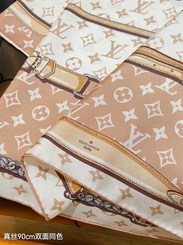 LV silk Scarf 90X90cm E29 (26)