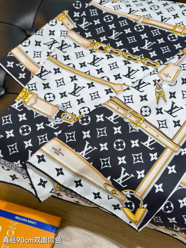 LV silk Scarf 90X90cm E29 (6)