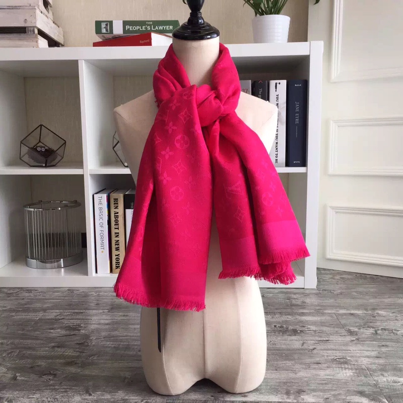 LV silk scarf 140X140cm E06 (41)