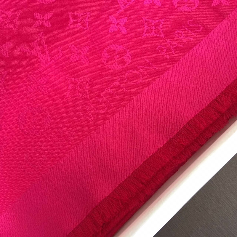LV silk scarf 140X140cm E06 (44)