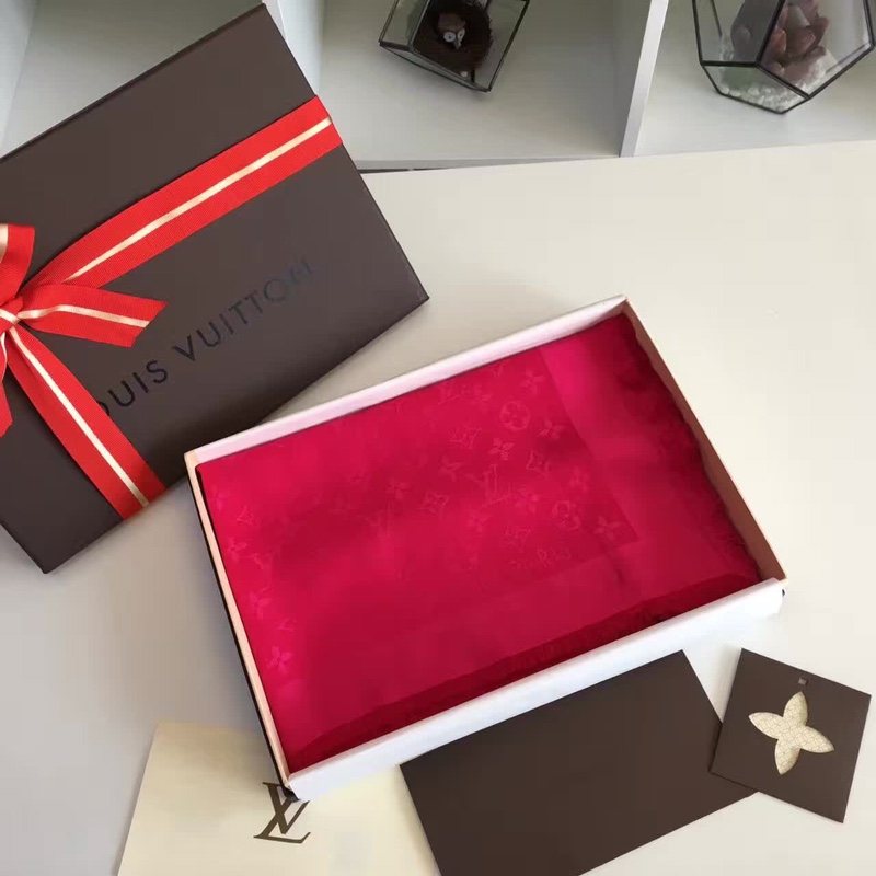 LV silk scarf 140X140cm E06 (46)