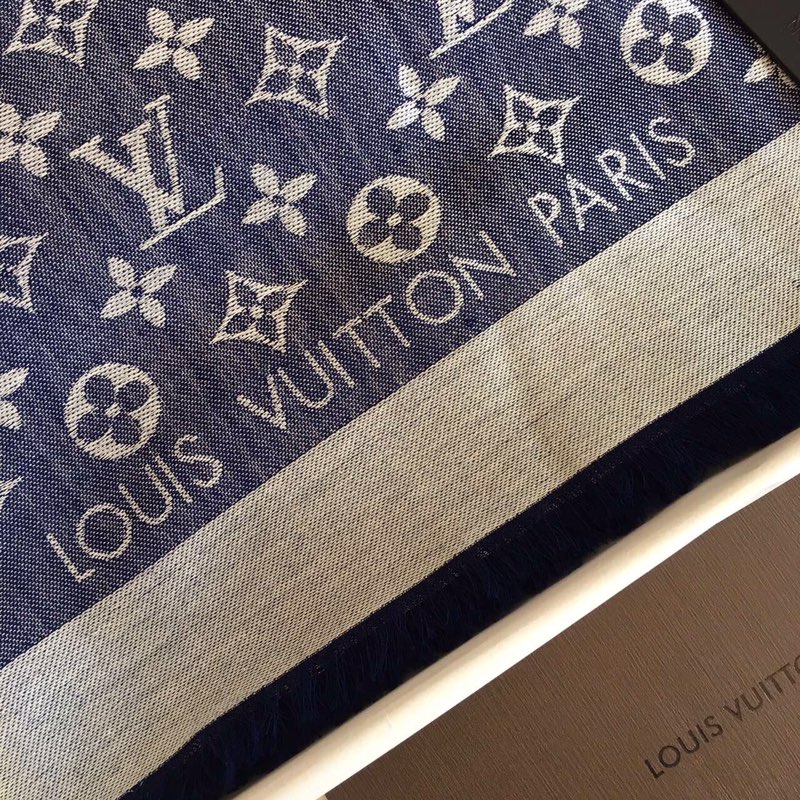 LV silk scarf 140X140cm E06 (8)