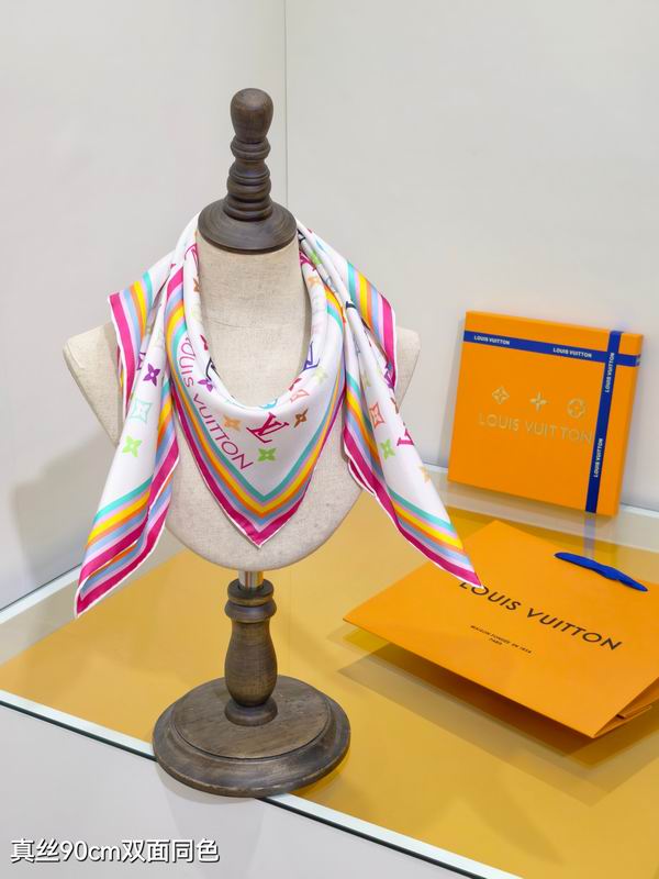 LV silk scarf 90X90cm E01 (11)