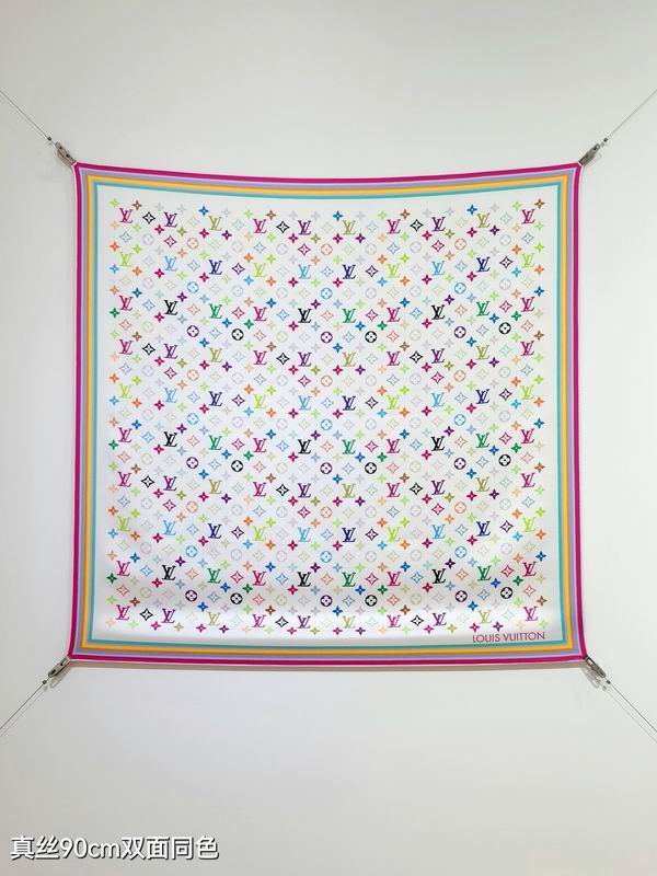 LV silk scarf 90X90cm E01 (17)