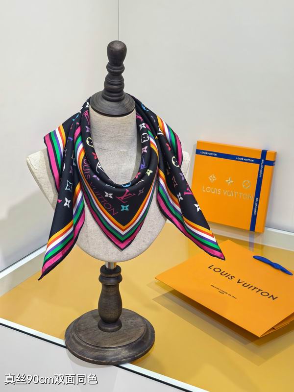 LV silk scarf 90X90cm E01 (2)