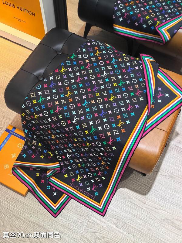 LV silk scarf 90X90cm E01 (6)