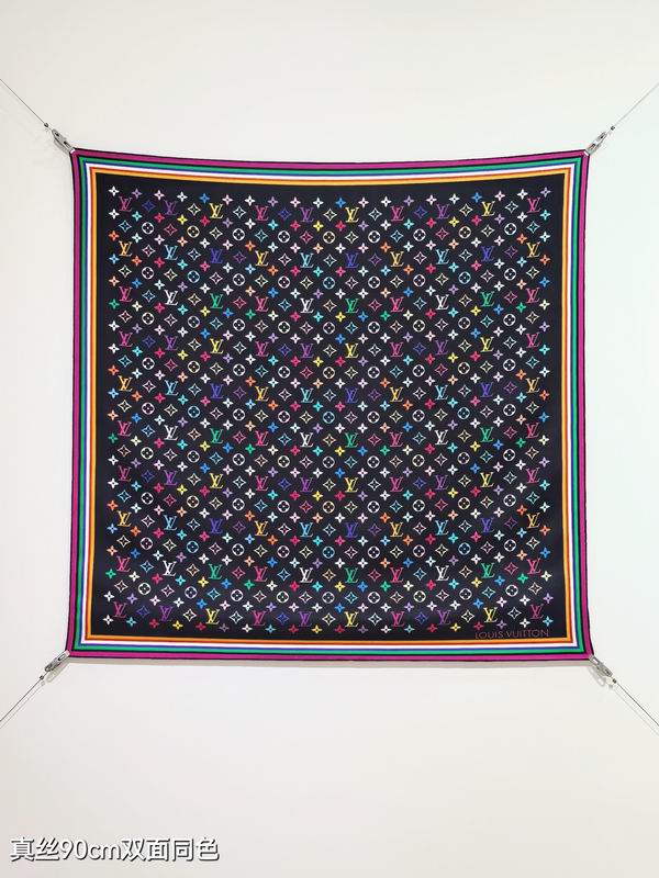 LV silk scarf 90X90cm E01 (8)