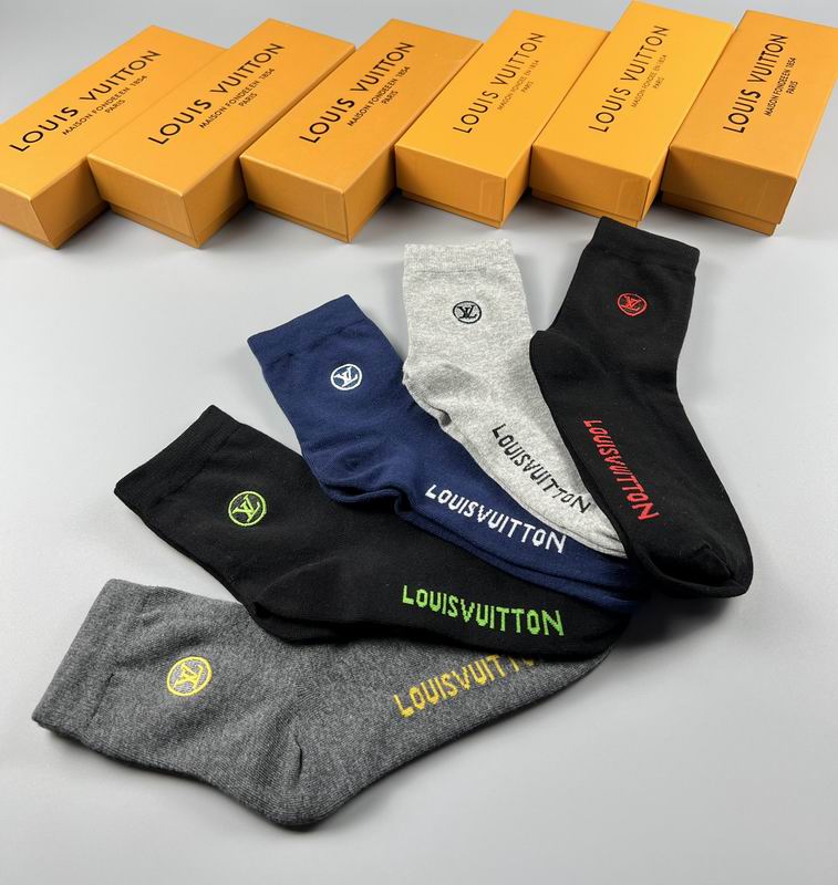 LV socks (32)